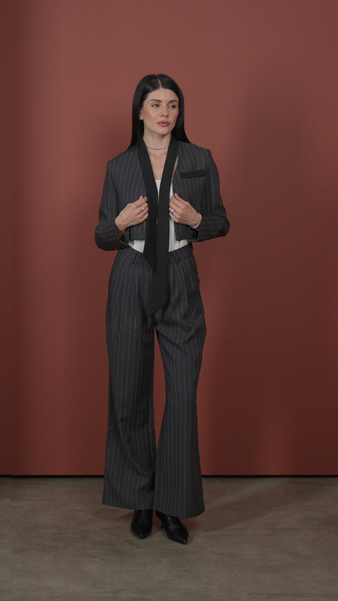 Striped set with tie